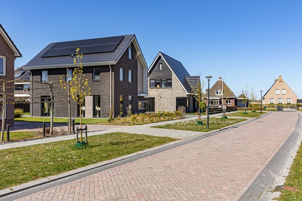 Foto - Te koop: De Nije Kamers 21, 9076 JD Sint Annaparochie